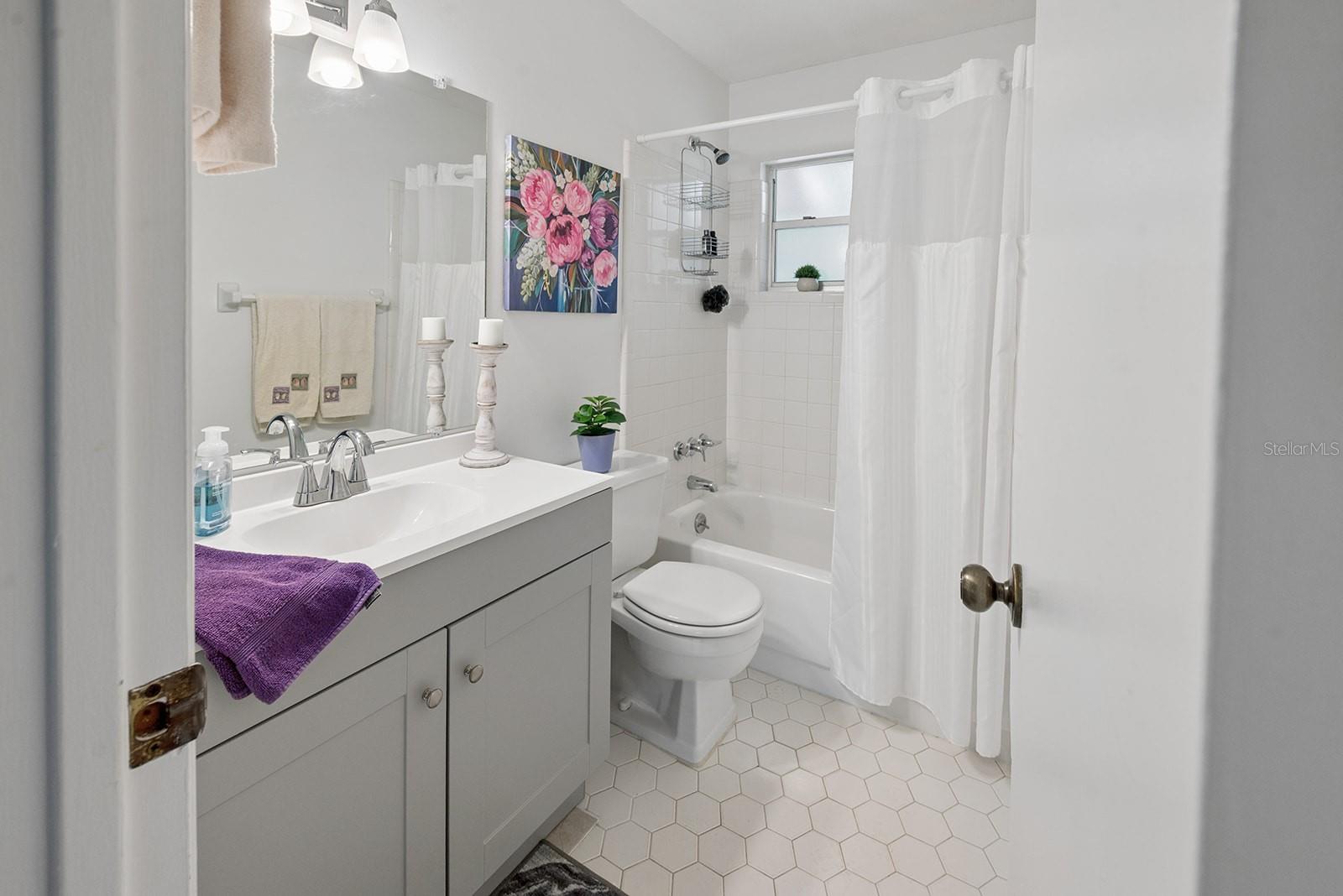 Image 21 of 30 For 102 Swans Nest Circle