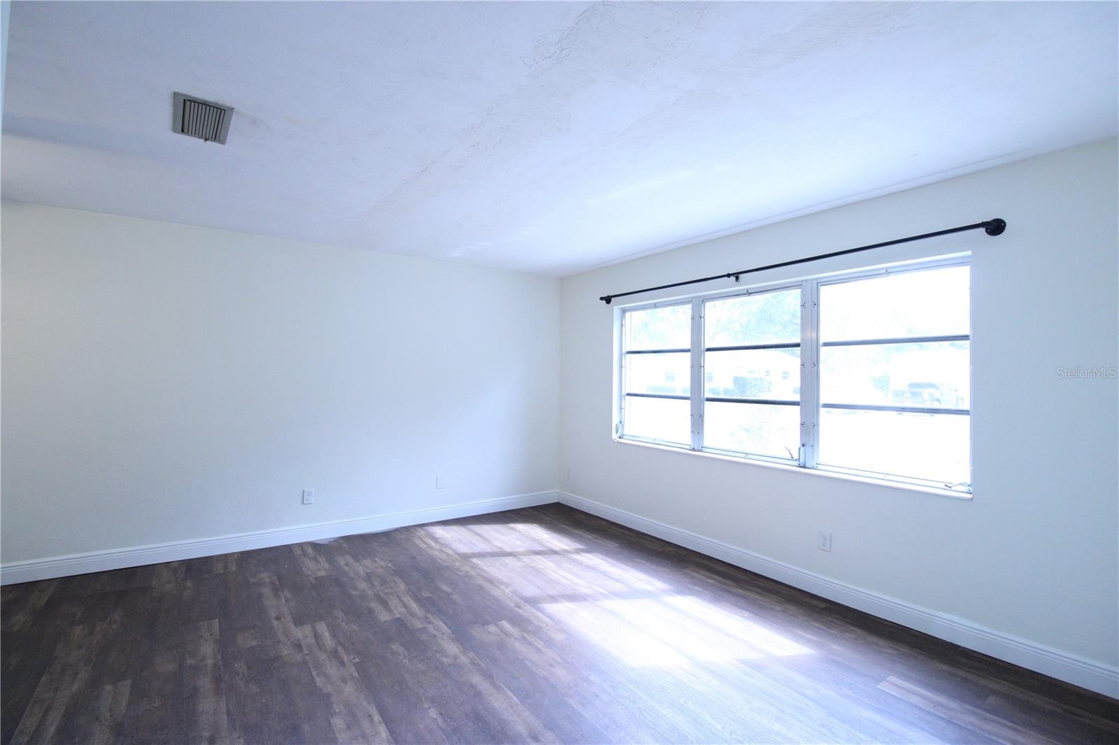 Image 6 of 16 For 4628 40th Terrace