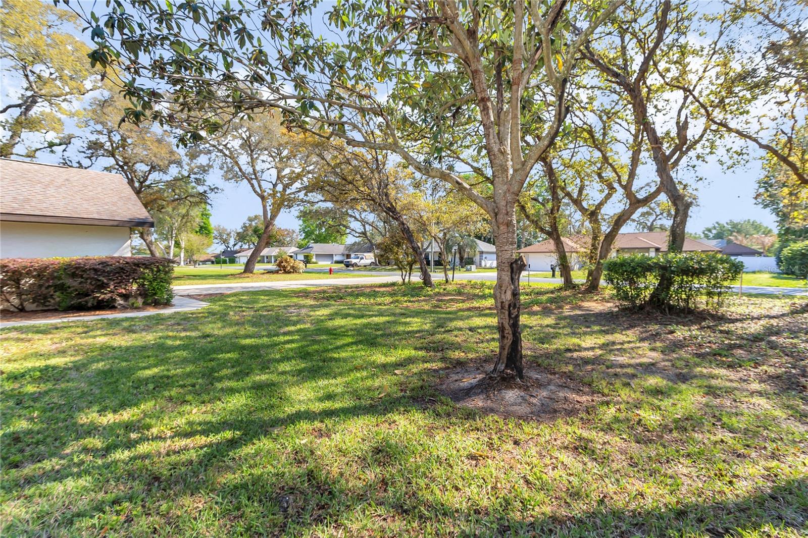 Image 12 of 54 For 8160 53rd Court