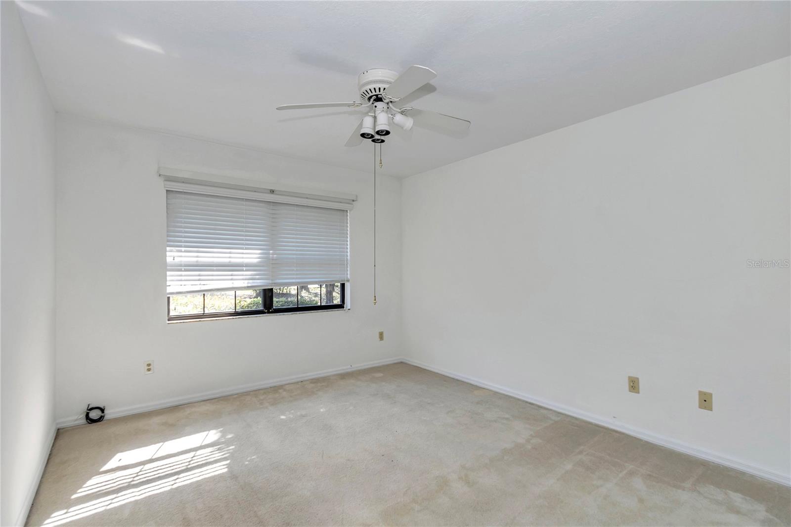 Image 21 of 54 For 8160 53rd Court