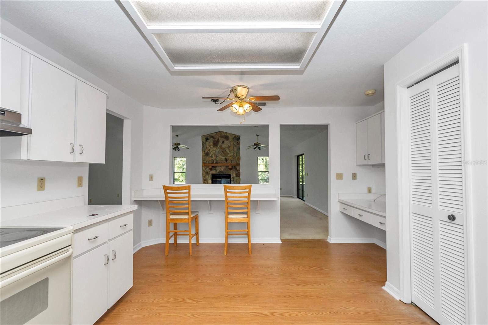 Image 29 of 54 For 8160 53rd Court