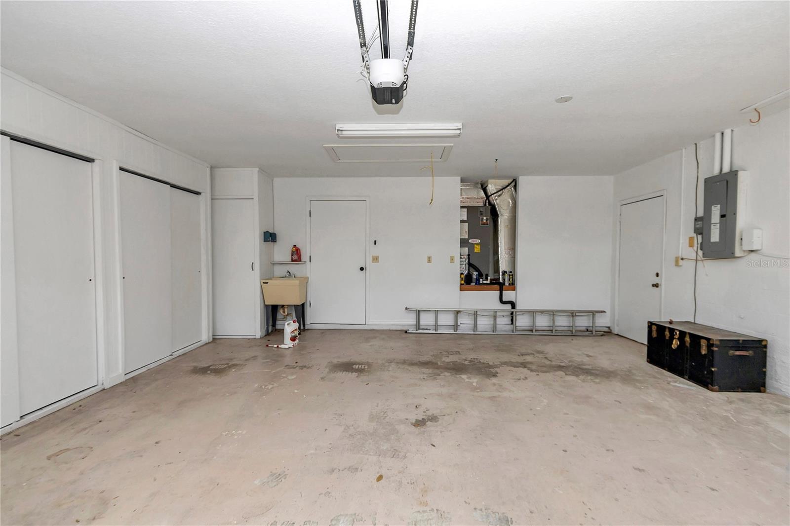 Image 32 of 54 For 8160 53rd Court