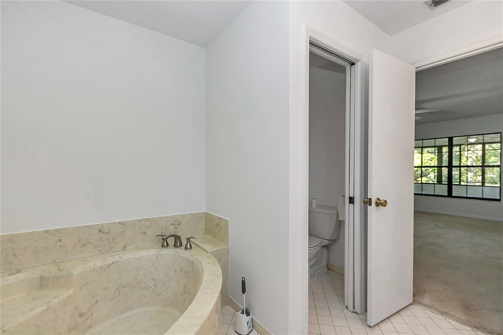 Image 38 of 54 For 8160 53rd Court