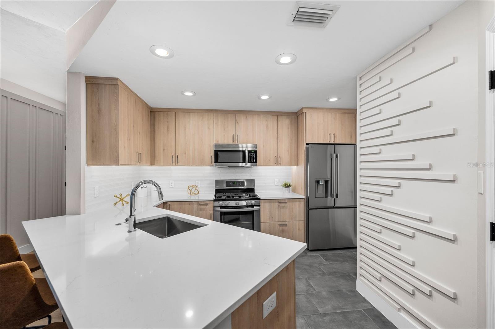 Image 10 of 42 For 9821 34th Road