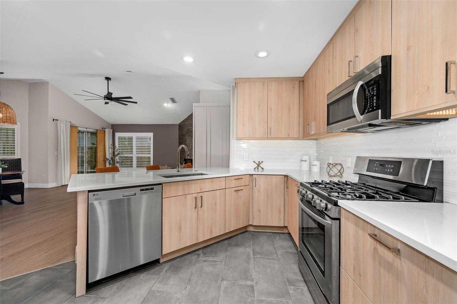 Image 11 of 42 For 9821 34th Road