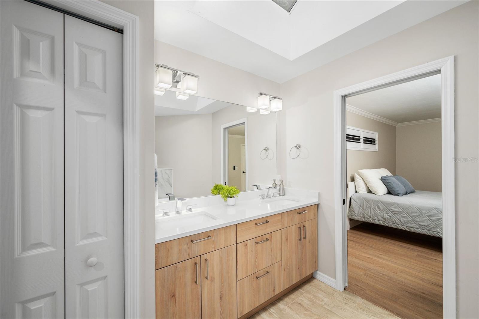 Image 21 of 42 For 9821 34th Road