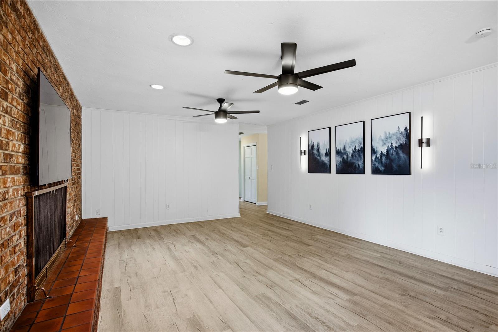 Image 17 of 58 For 3900 37th Place