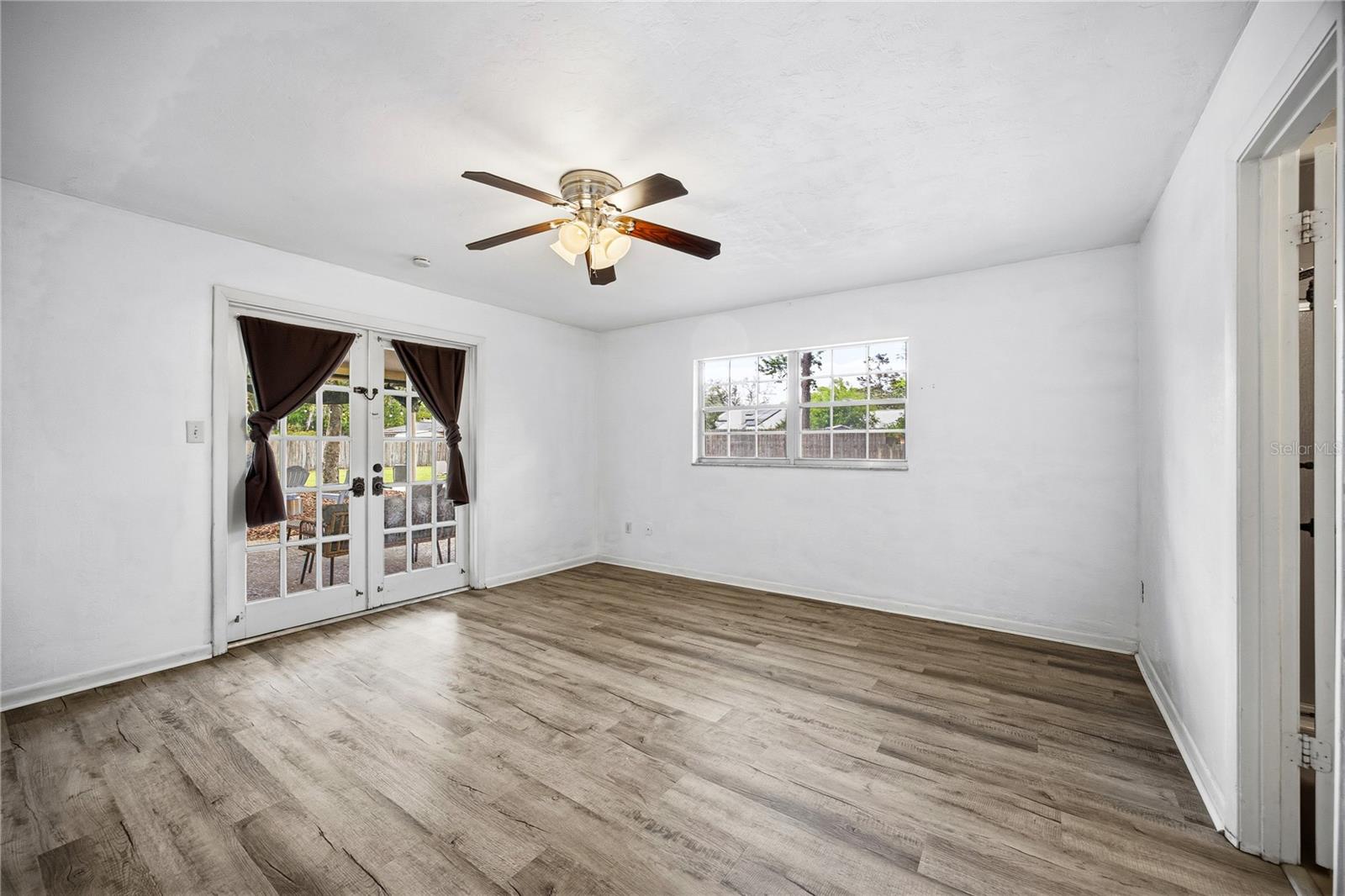 Image 26 of 58 For 3900 37th Place