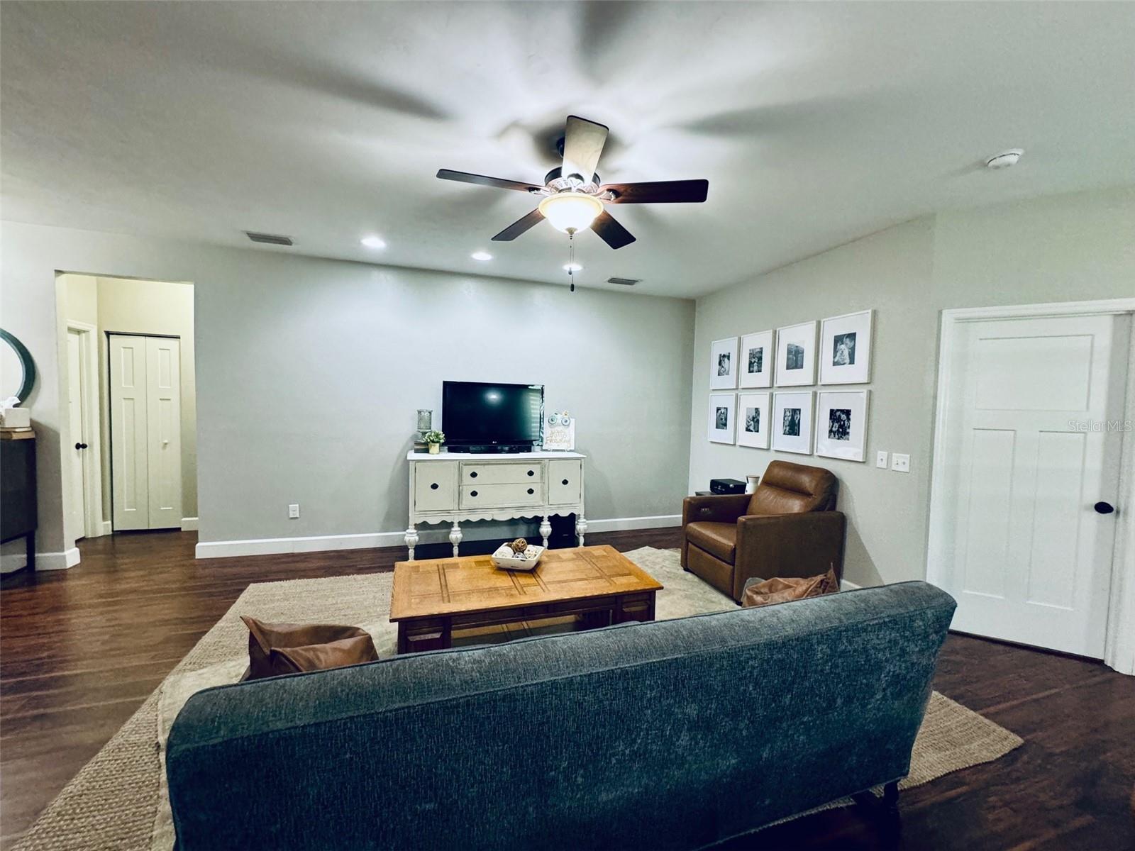 Image 14 of 58 For 16686 194th Terrace