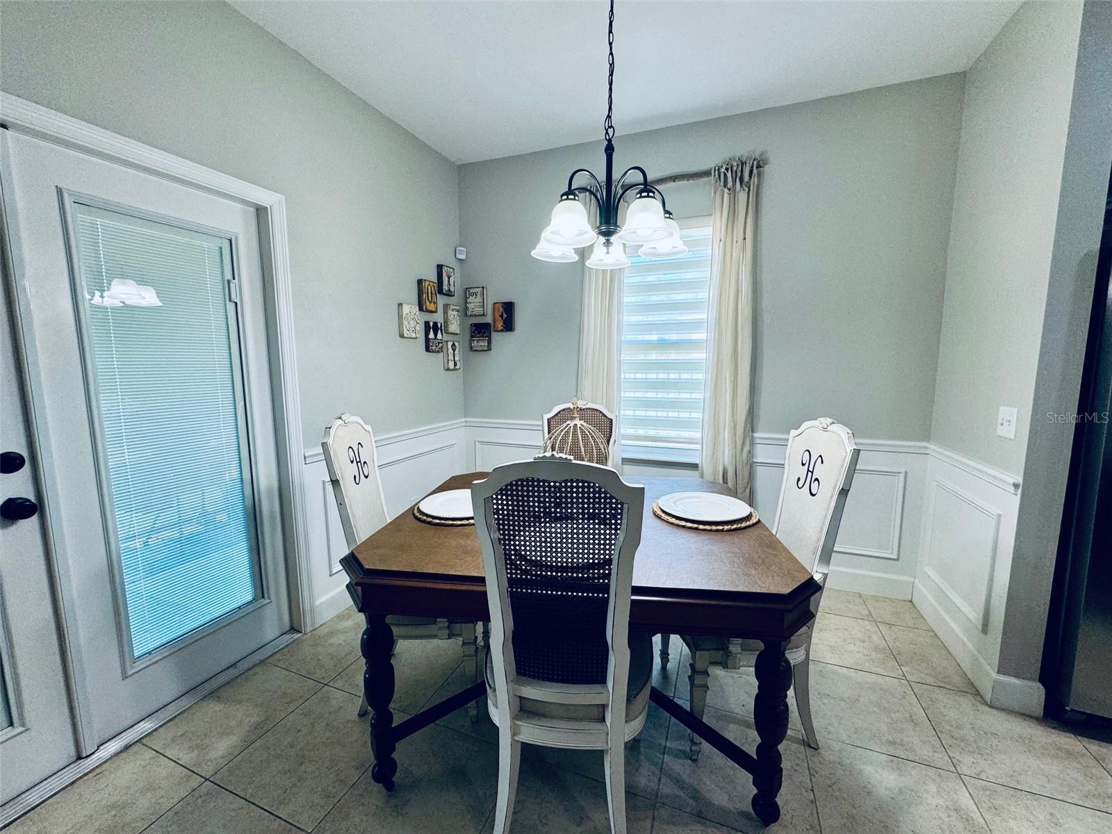 Image 26 of 58 For 16686 194th Terrace