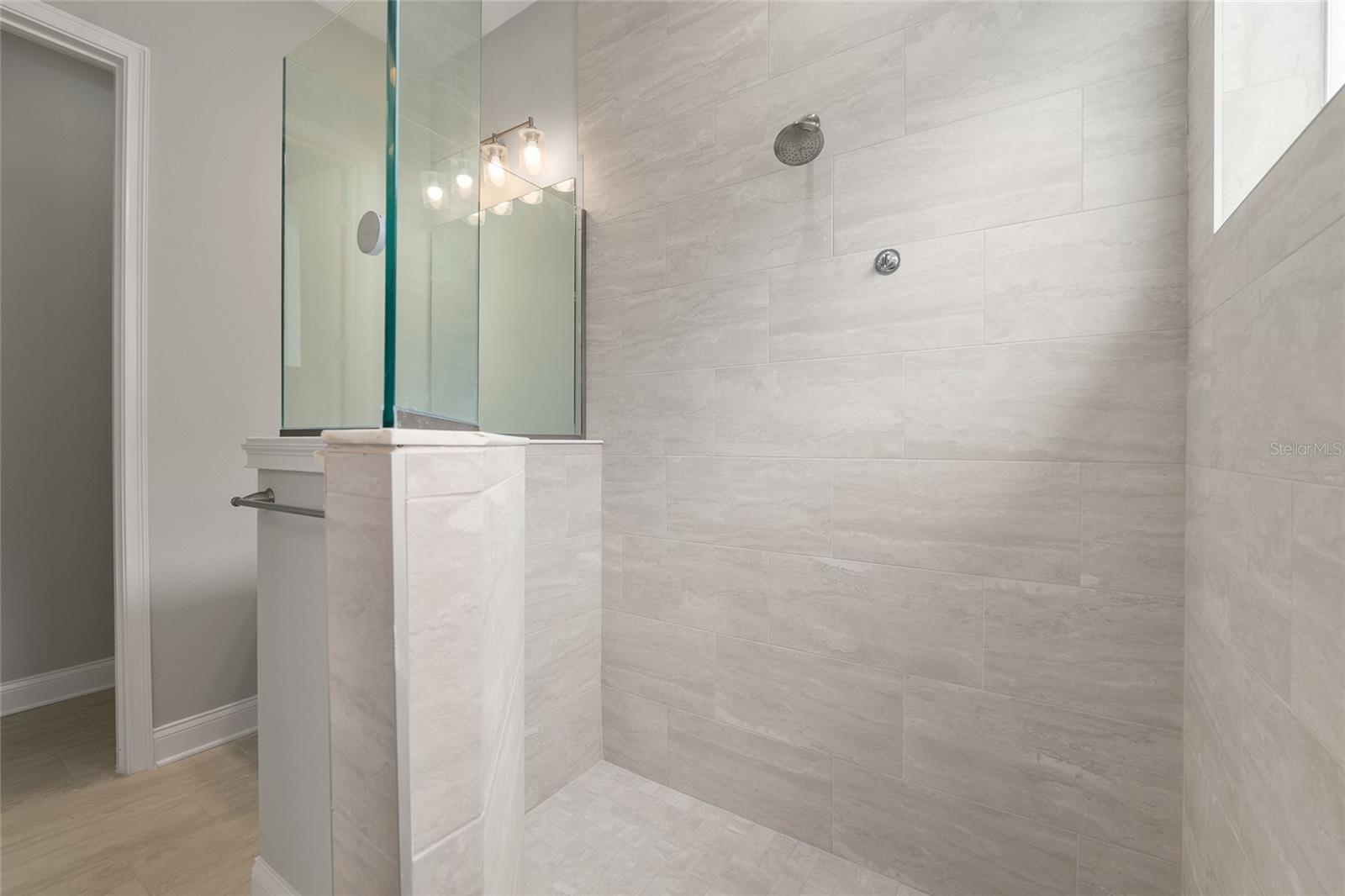 Image 23 of 53 For 12048 35th Place