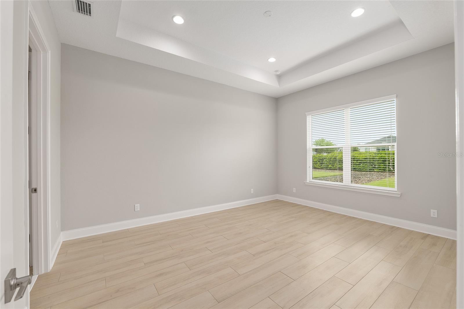 Image 26 of 53 For 12048 35th Place