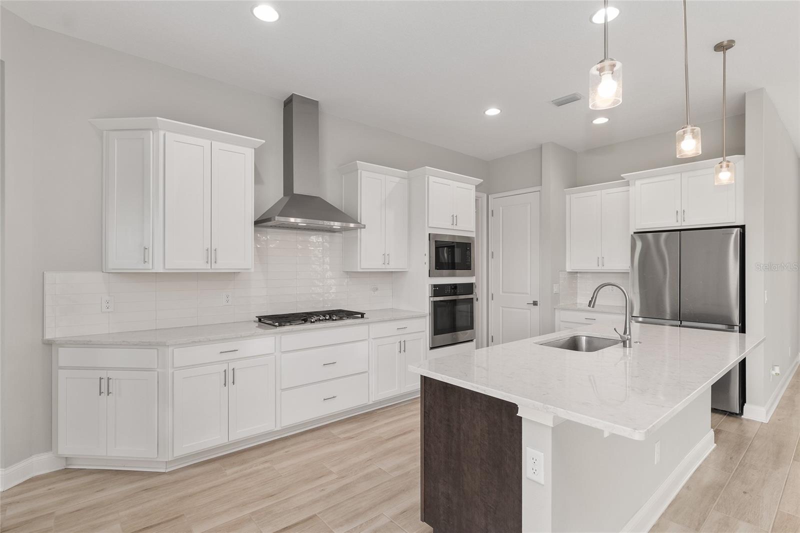 Image 4 of 53 For 12048 35th Place