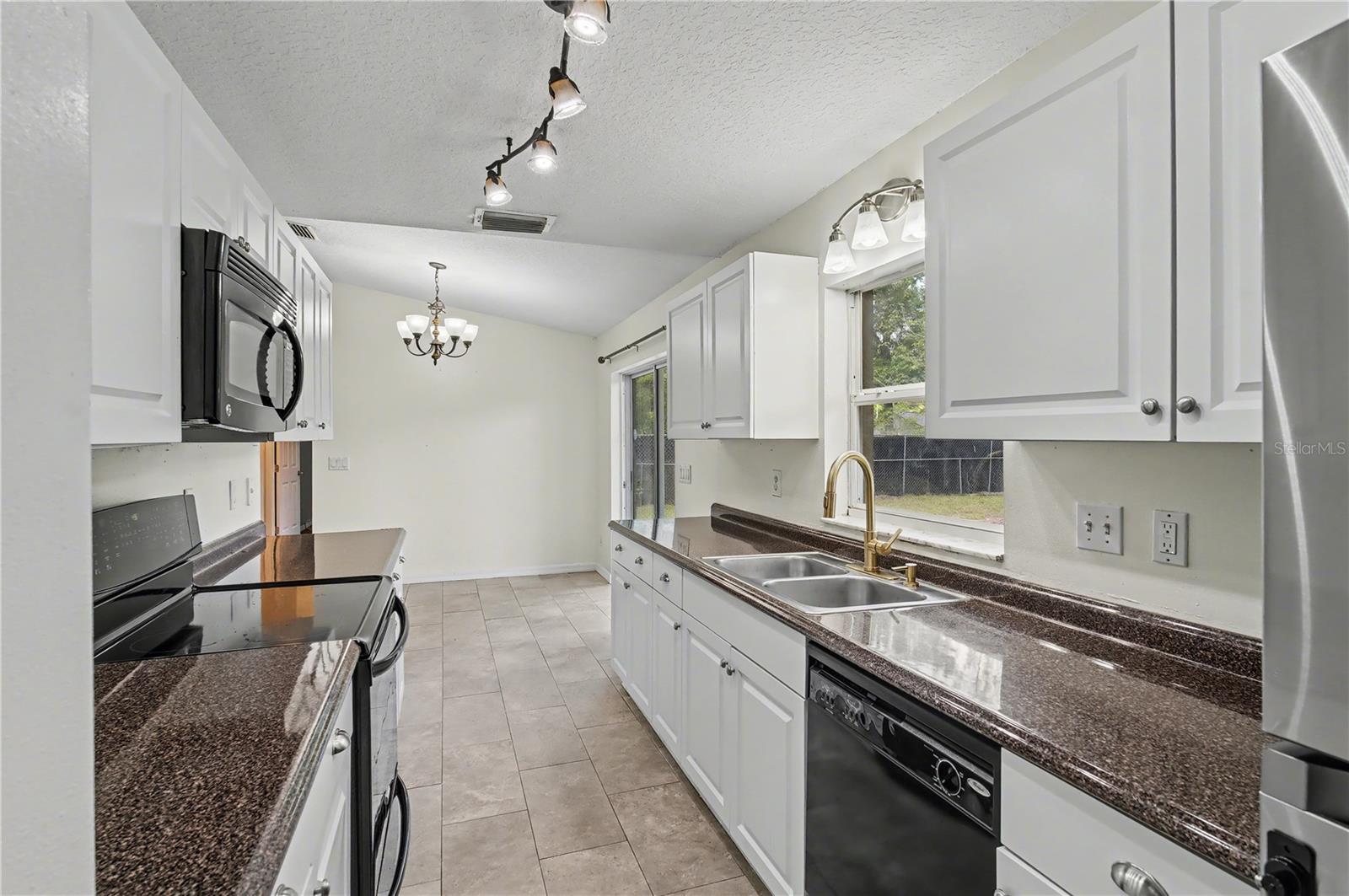 Image 15 of 21 For 6435 61st Street