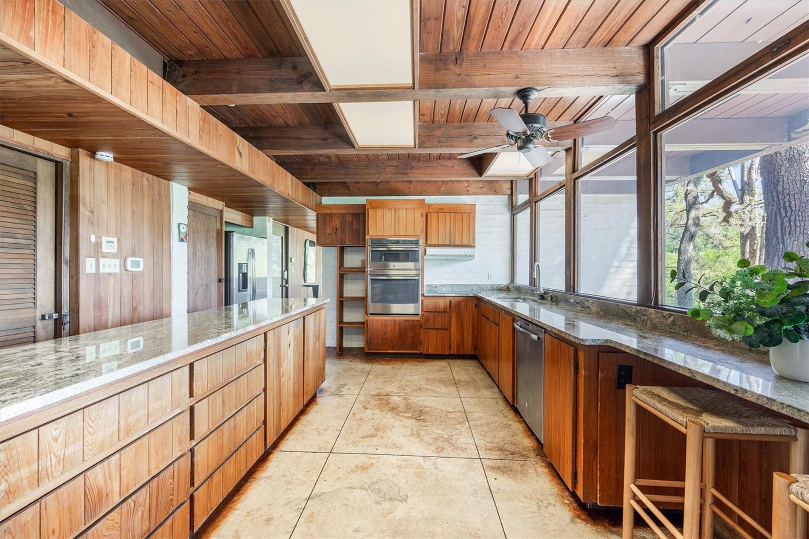 Image 23 of 93 For 6424 26th Pl