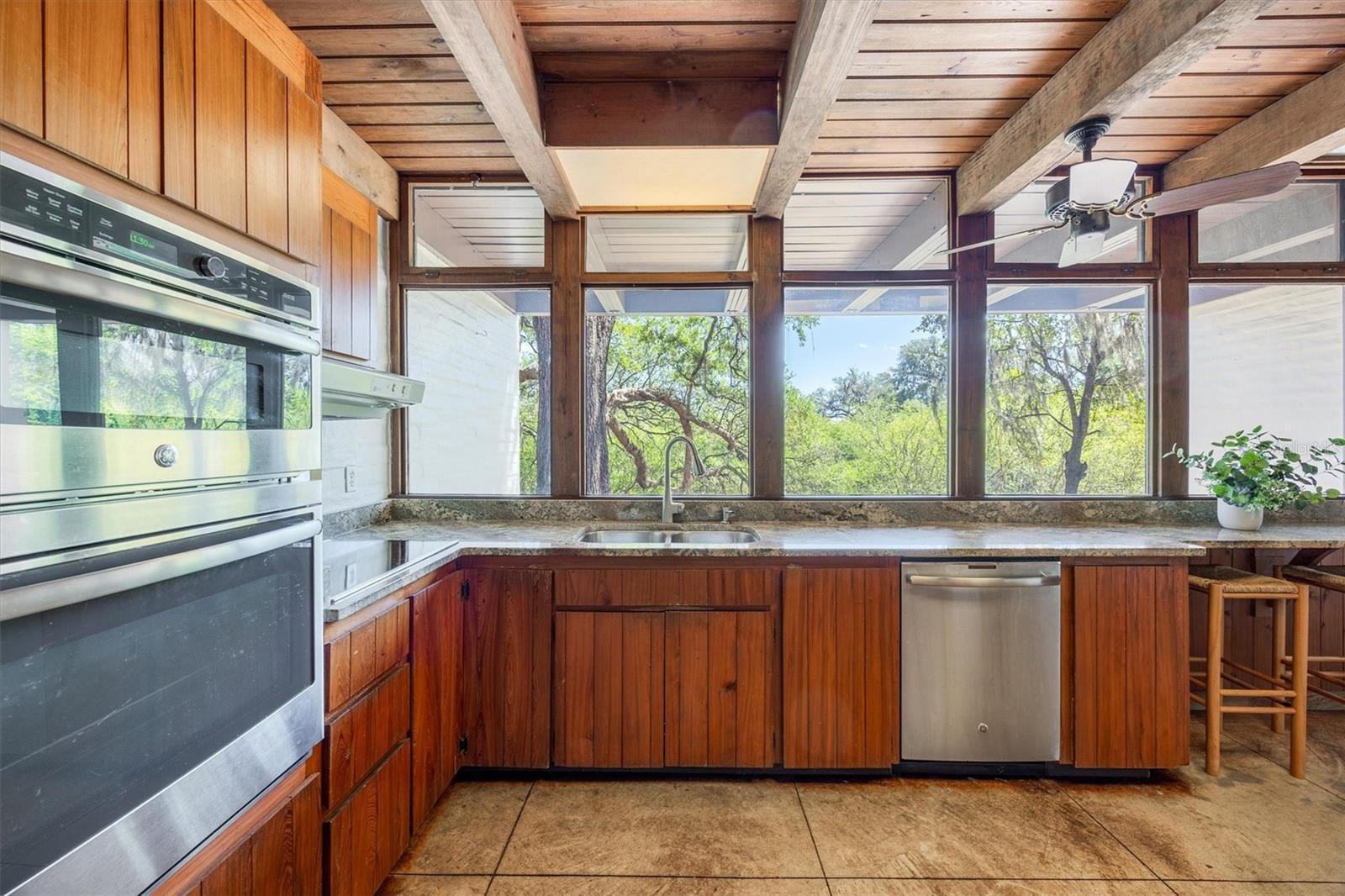 Image 24 of 93 For 6424 26th Pl