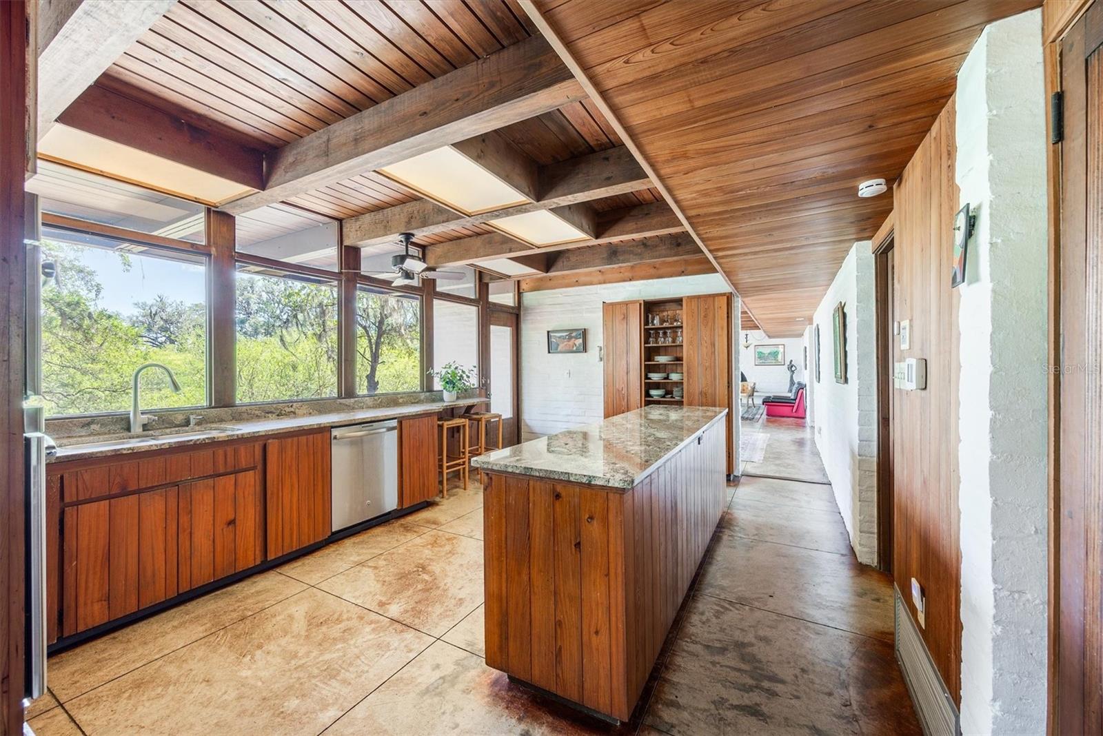 Image 26 of 93 For 6424 26th Pl