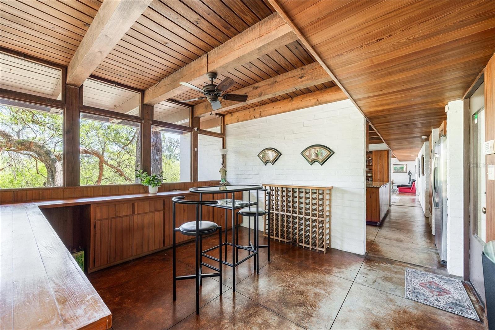 Image 29 of 93 For 6424 26th Pl