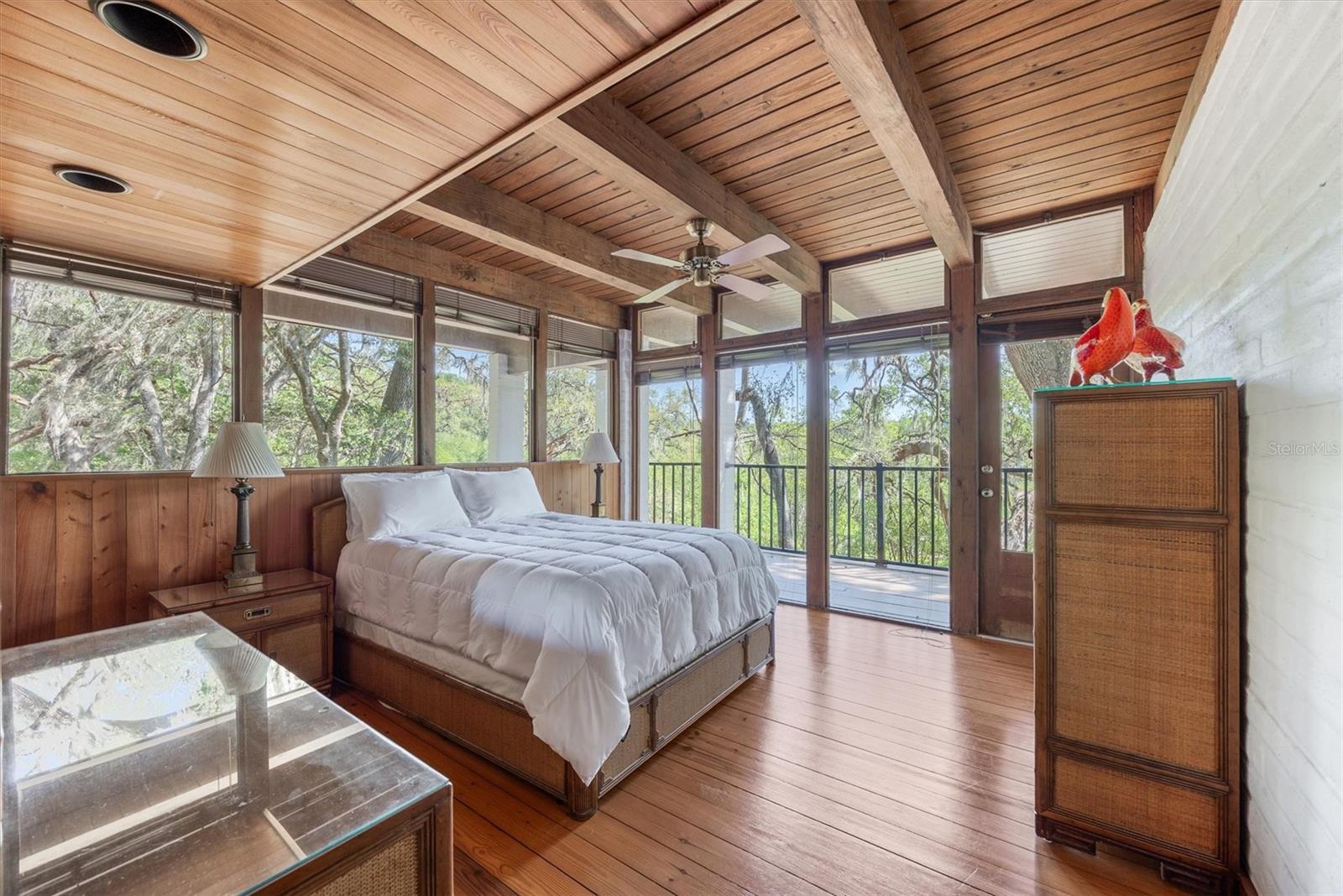 Image 31 of 93 For 6424 26th Pl