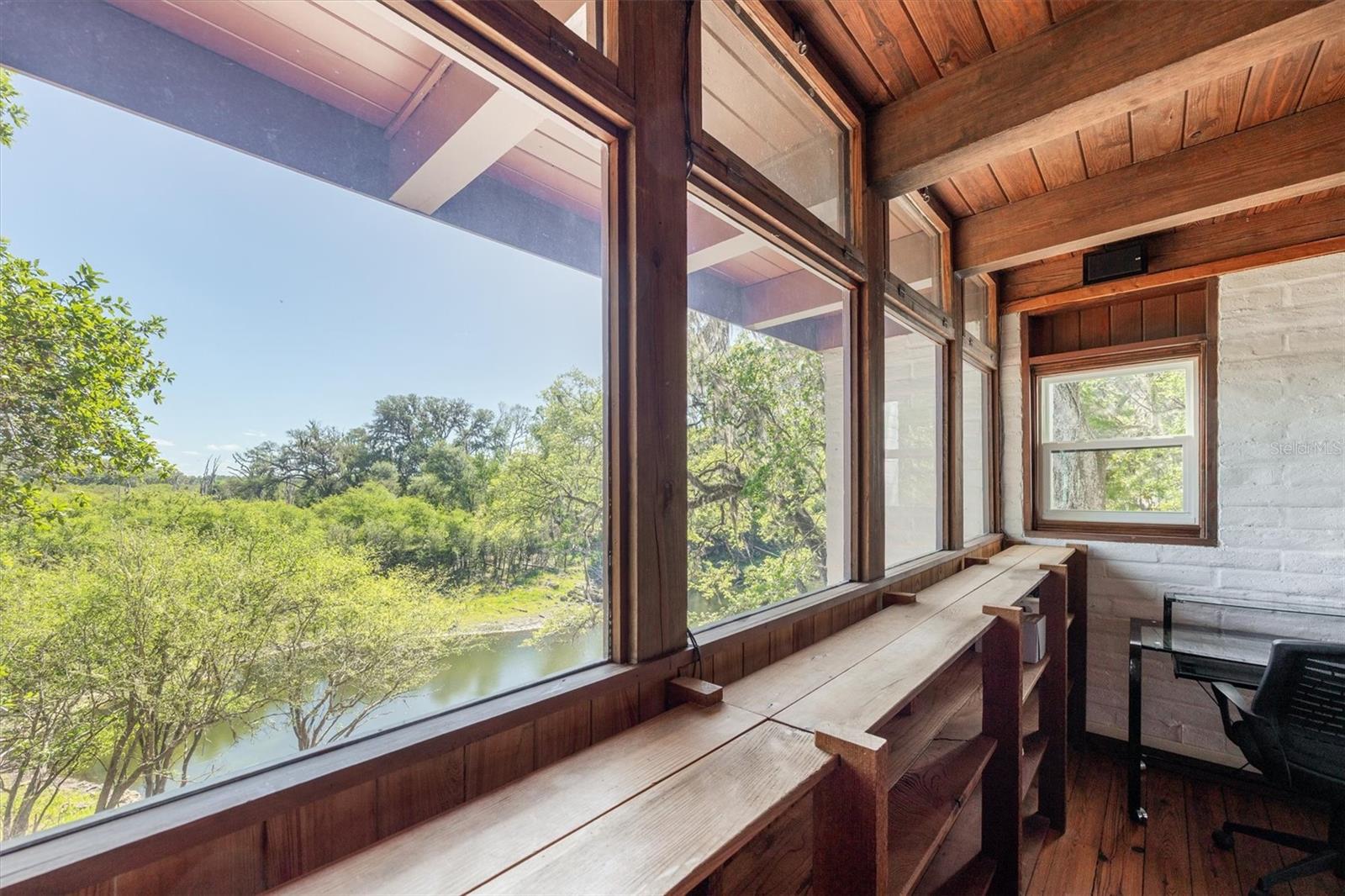 Image 47 of 93 For 6424 26th Pl