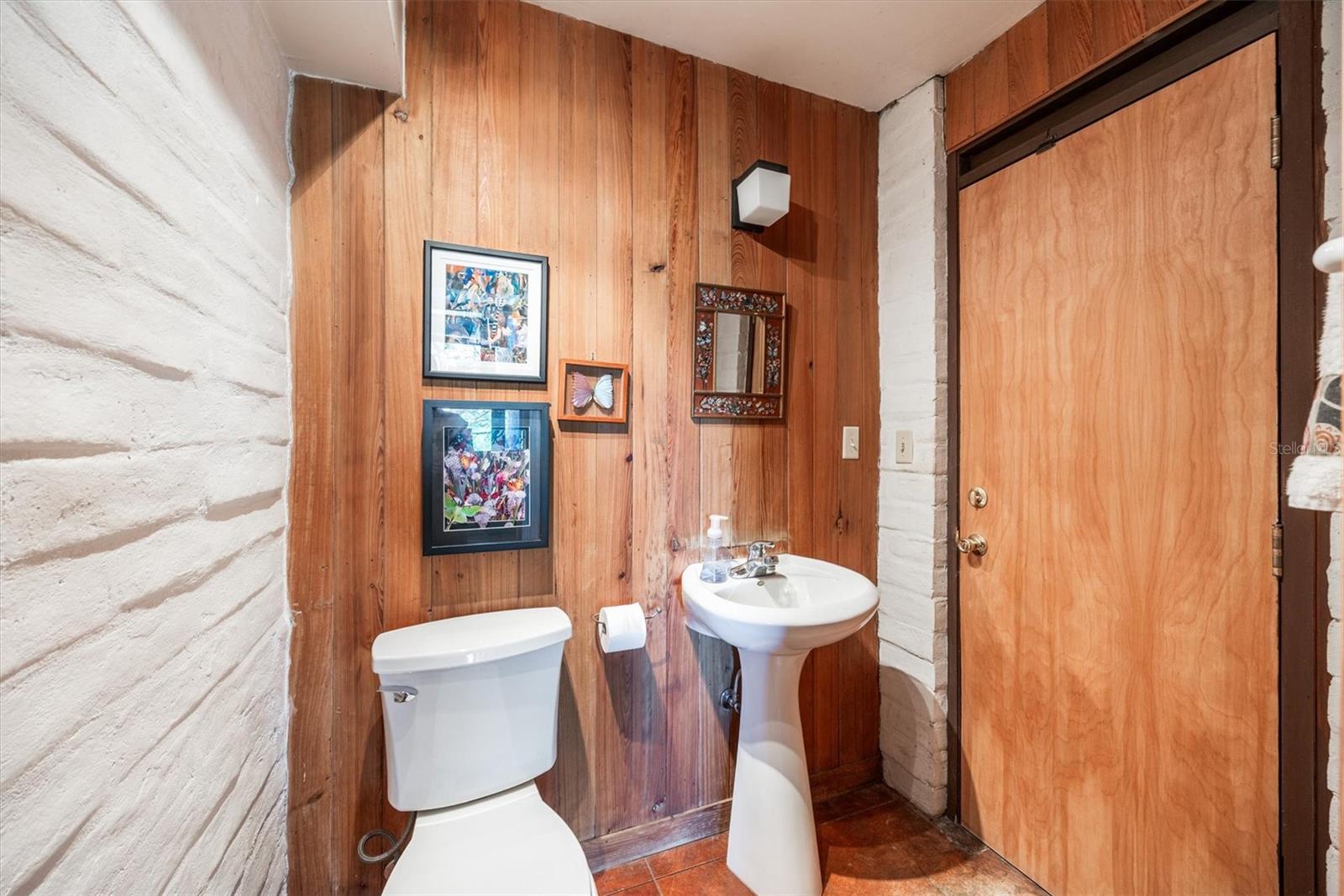 Image 56 of 93 For 6424 26th Pl