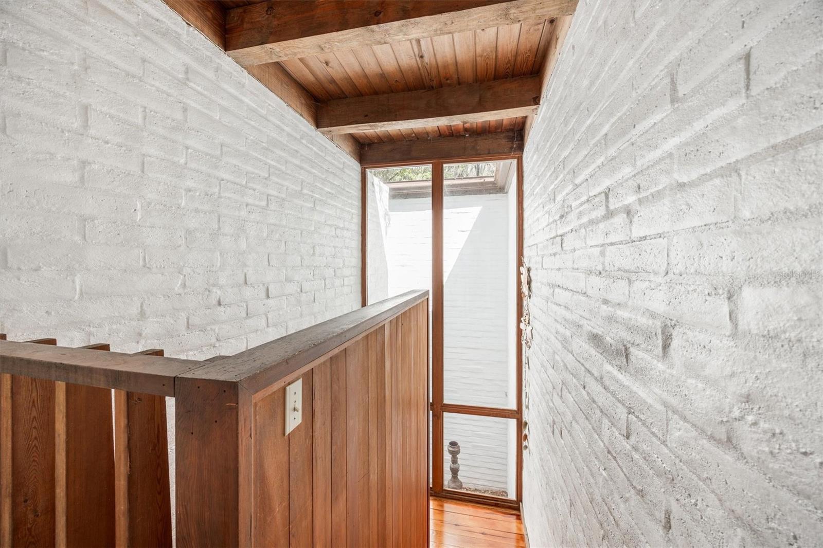 Image 58 of 93 For 6424 26th Pl