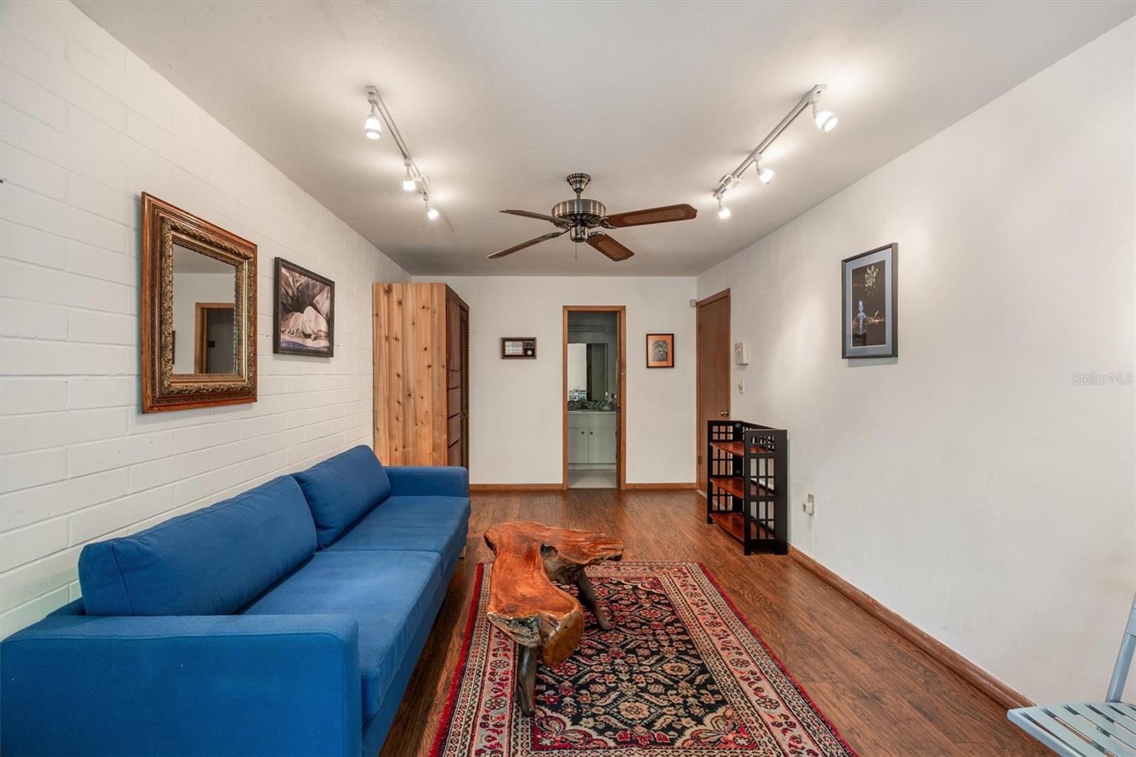 Image 62 of 93 For 6424 26th Pl