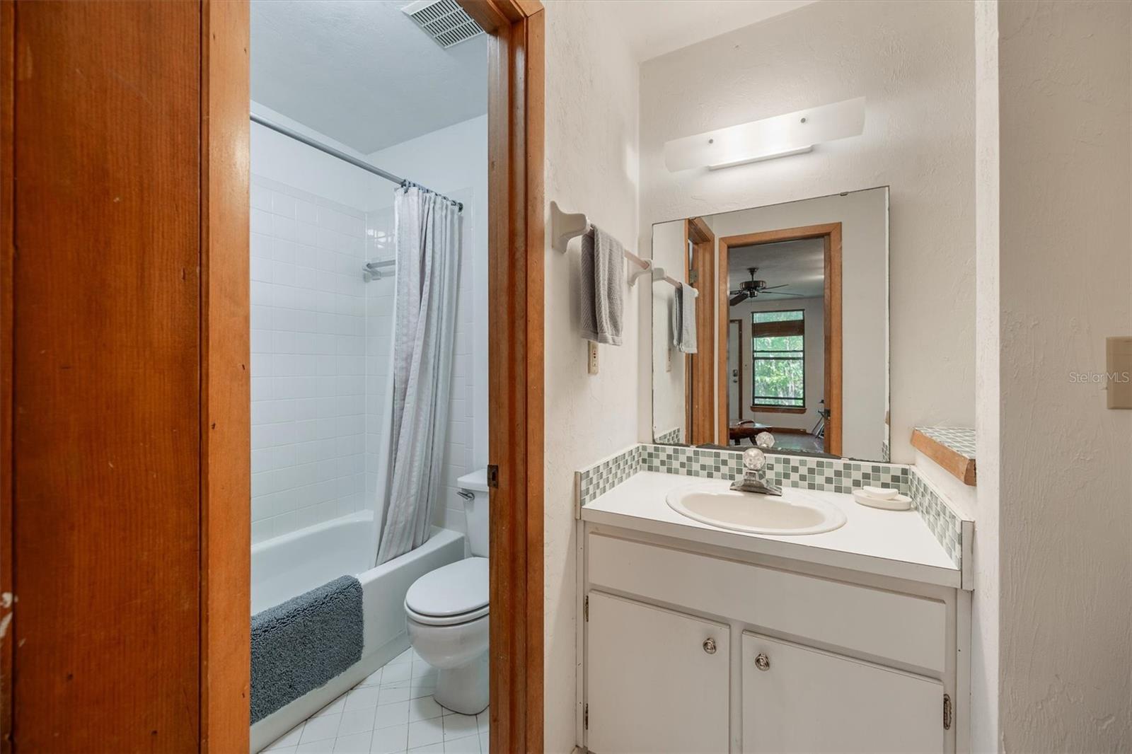 Image 63 of 93 For 6424 26th Pl