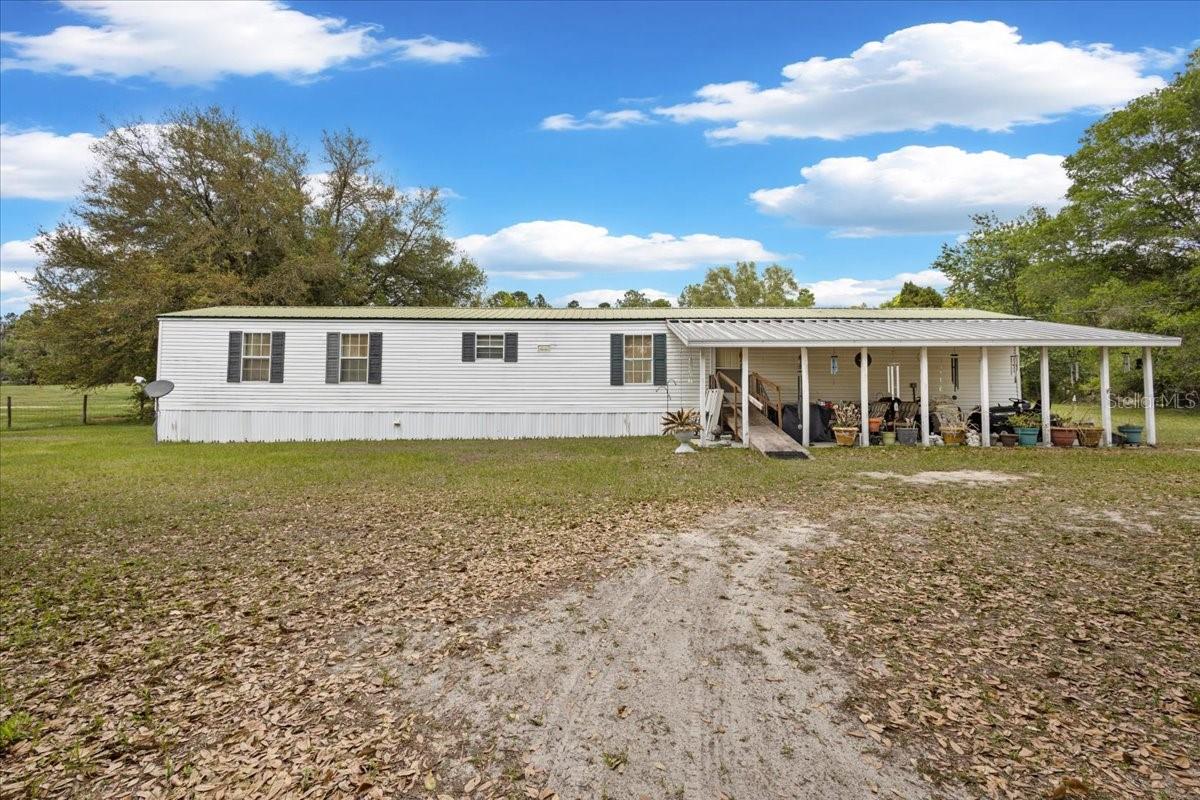 Image 21 of 40 For 187 Loxley Glen