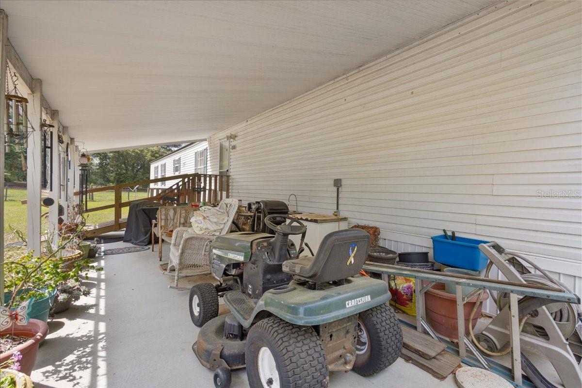 Image 23 of 40 For 187 Loxley Glen