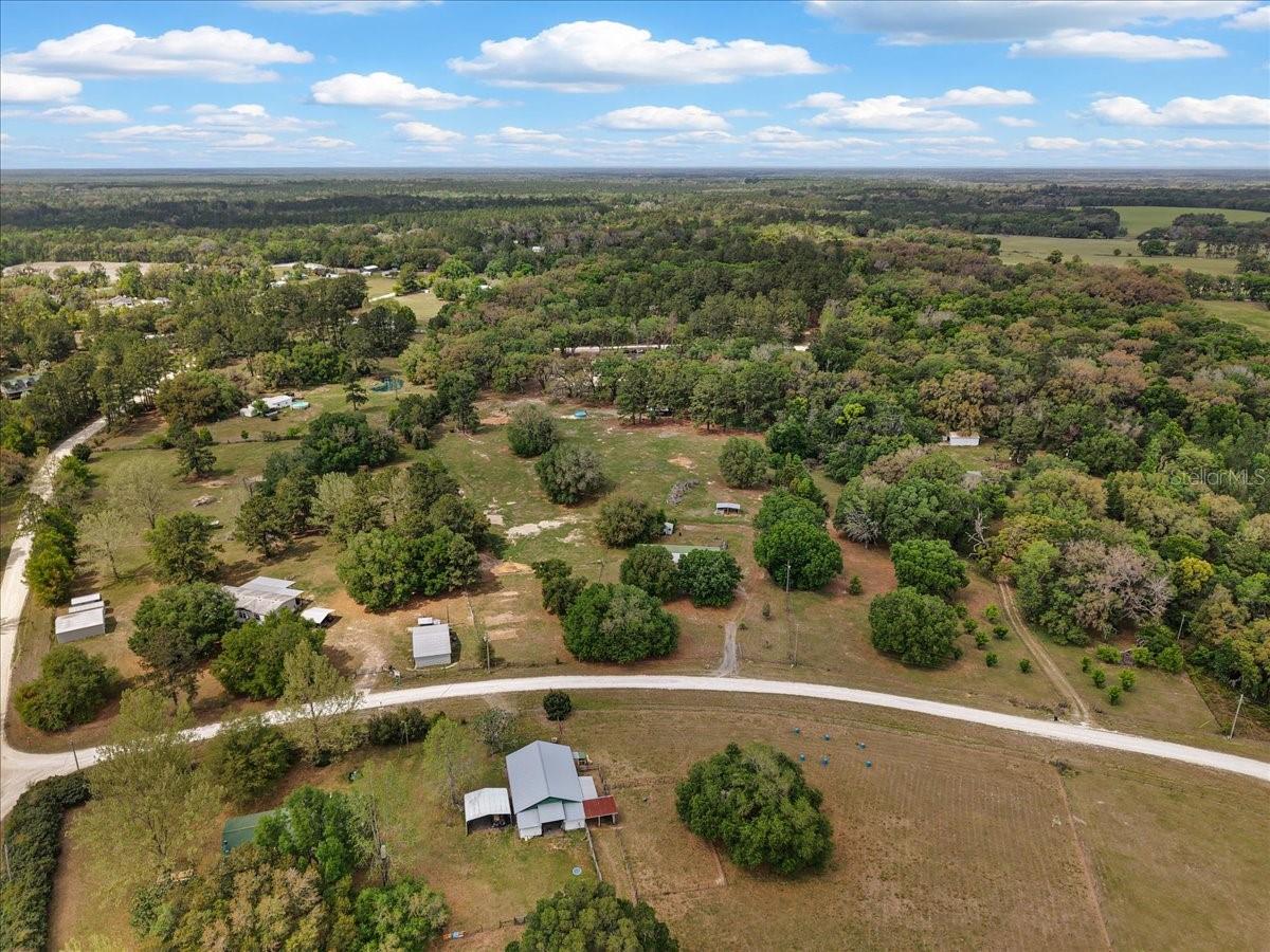 Image 39 of 40 For 187 Loxley Glen