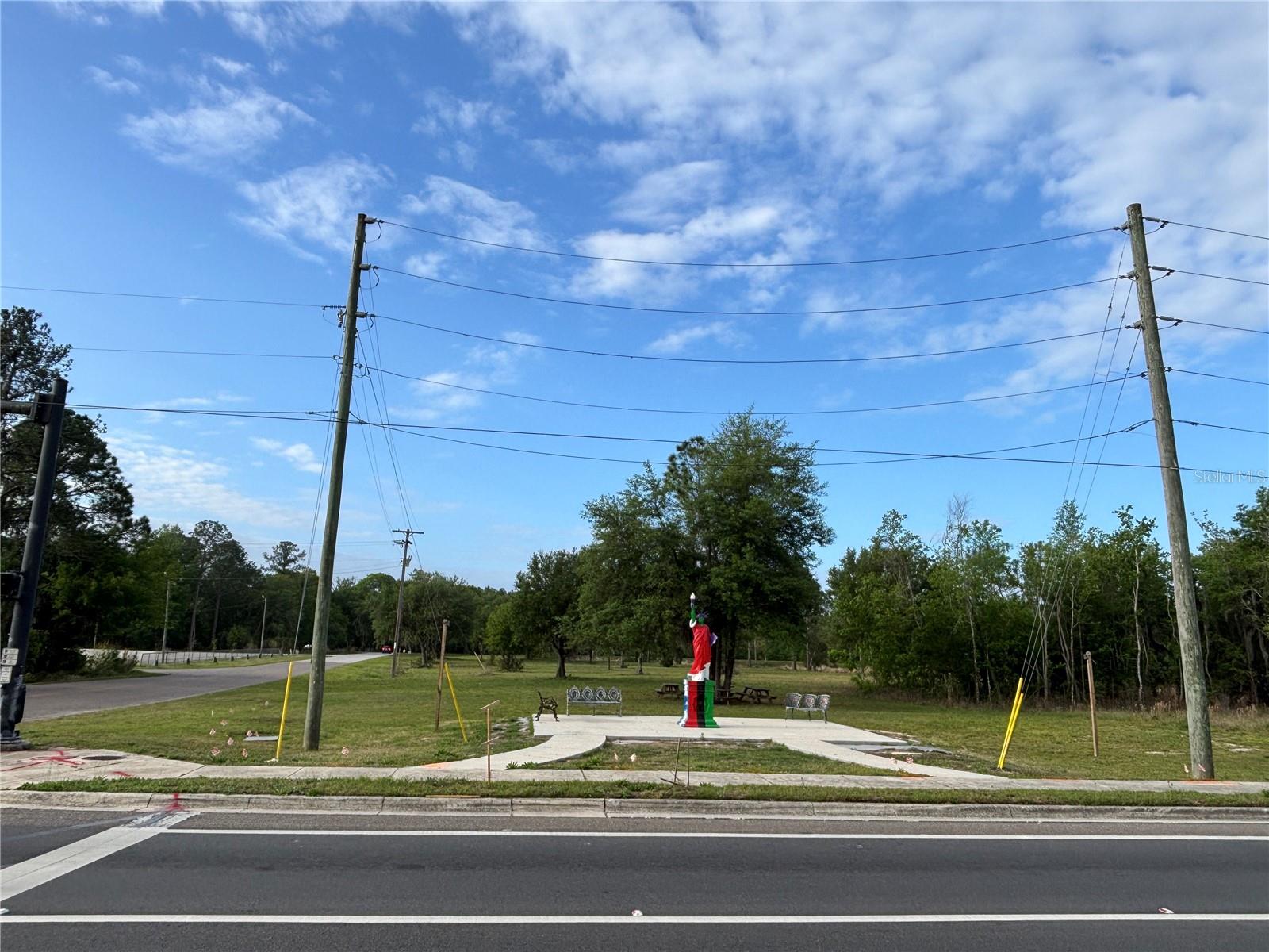 Image 11 of 16 For Se Hawthorne Road