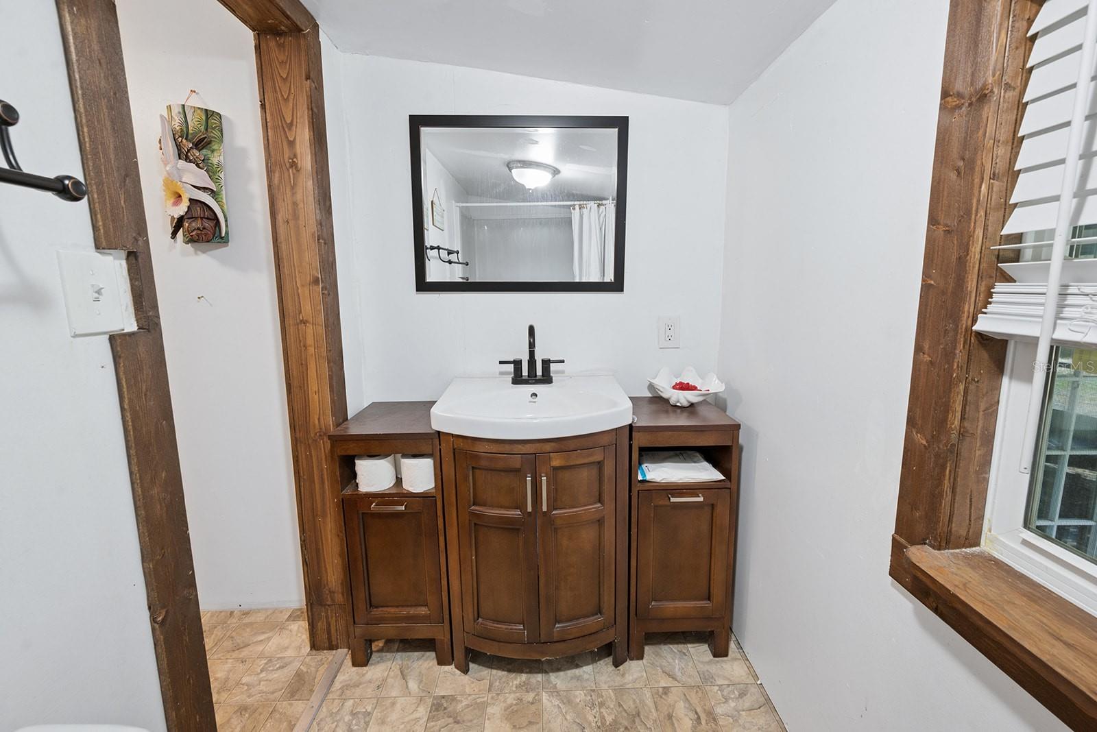 Image 15 of 28 For 6308 Island Road