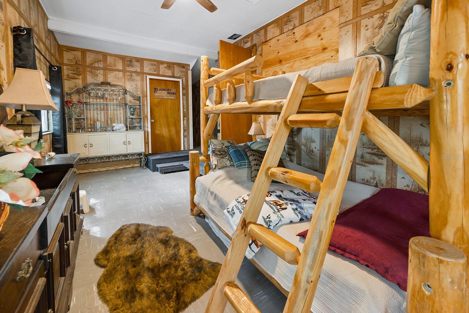 Image 18 of 28 For 6308 Island Road