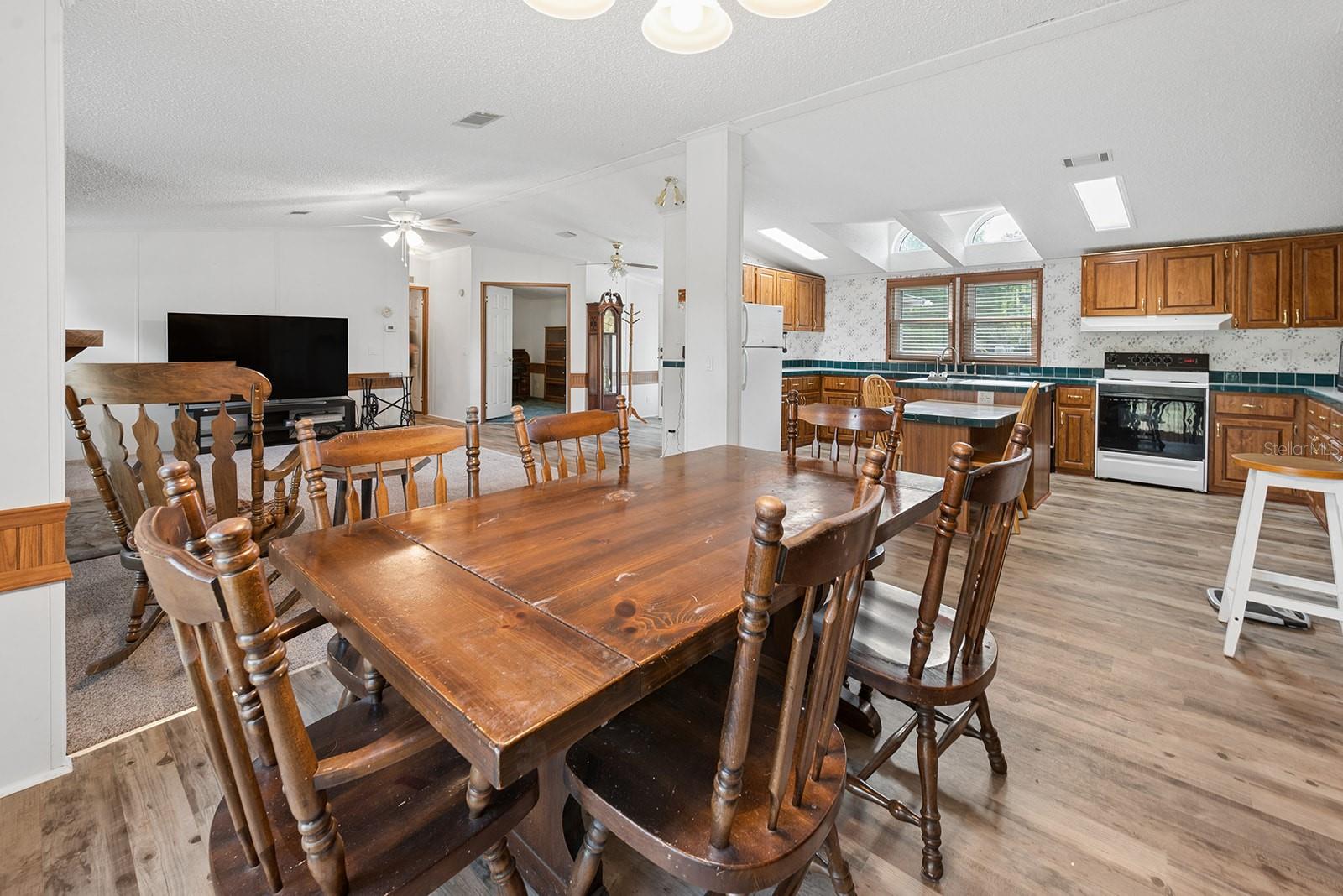 Image 11 of 46 For 11201 49th Terrace