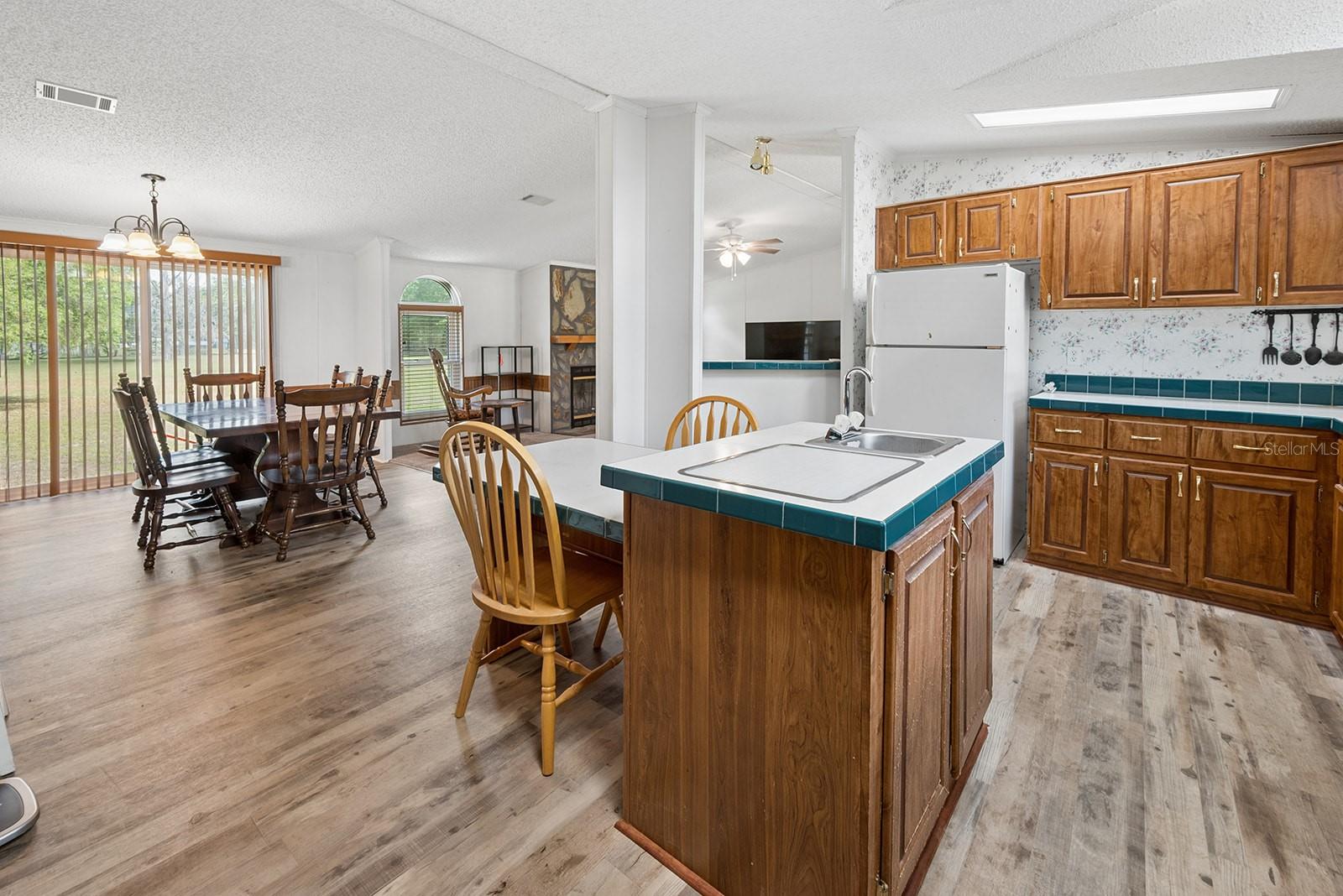 Image 15 of 46 For 11201 49th Terrace