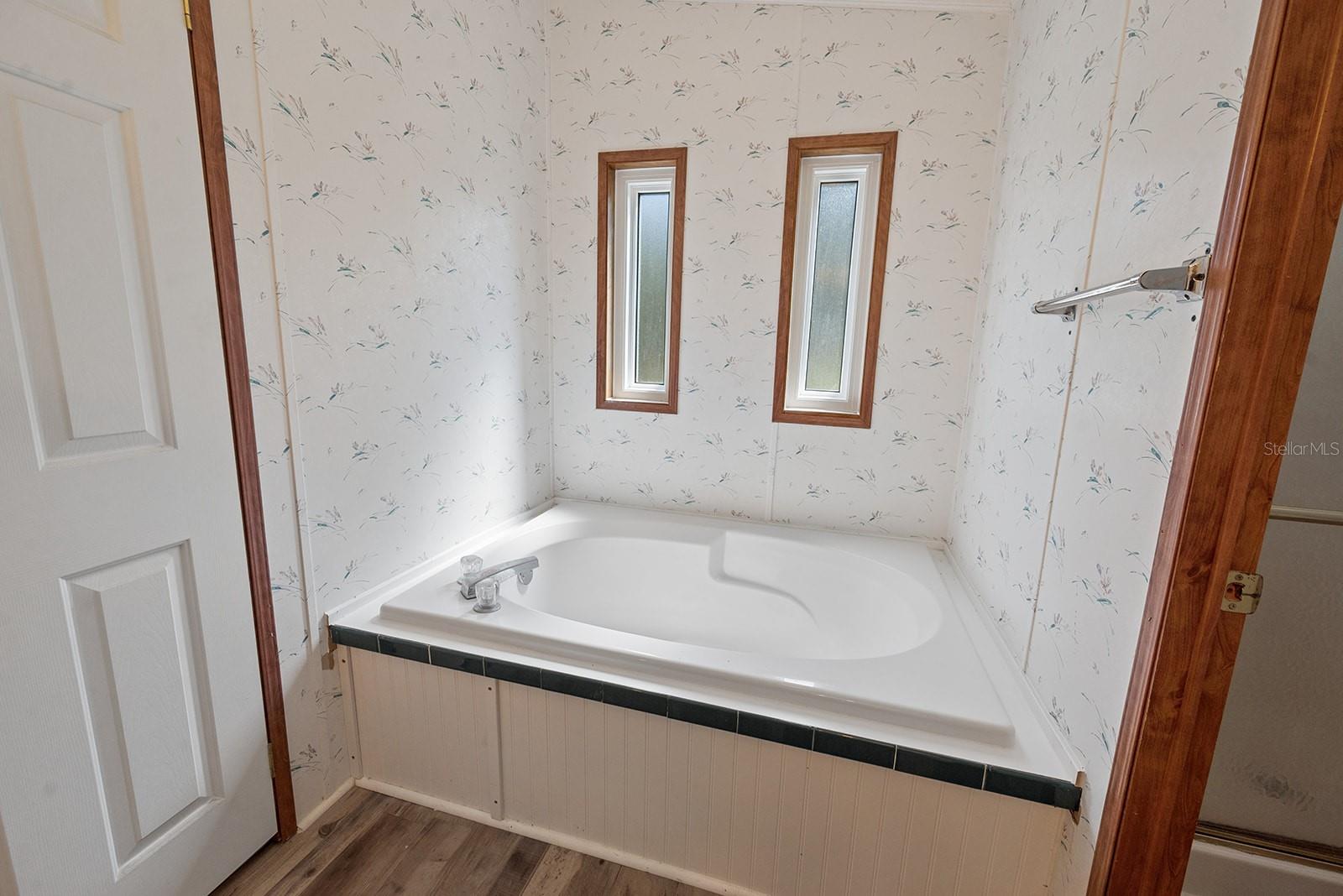 Image 22 of 46 For 11201 49th Terrace