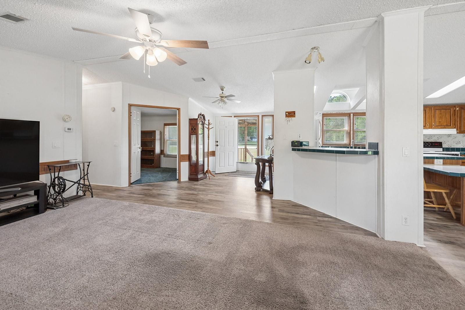 Image 8 of 46 For 11201 49th Terrace