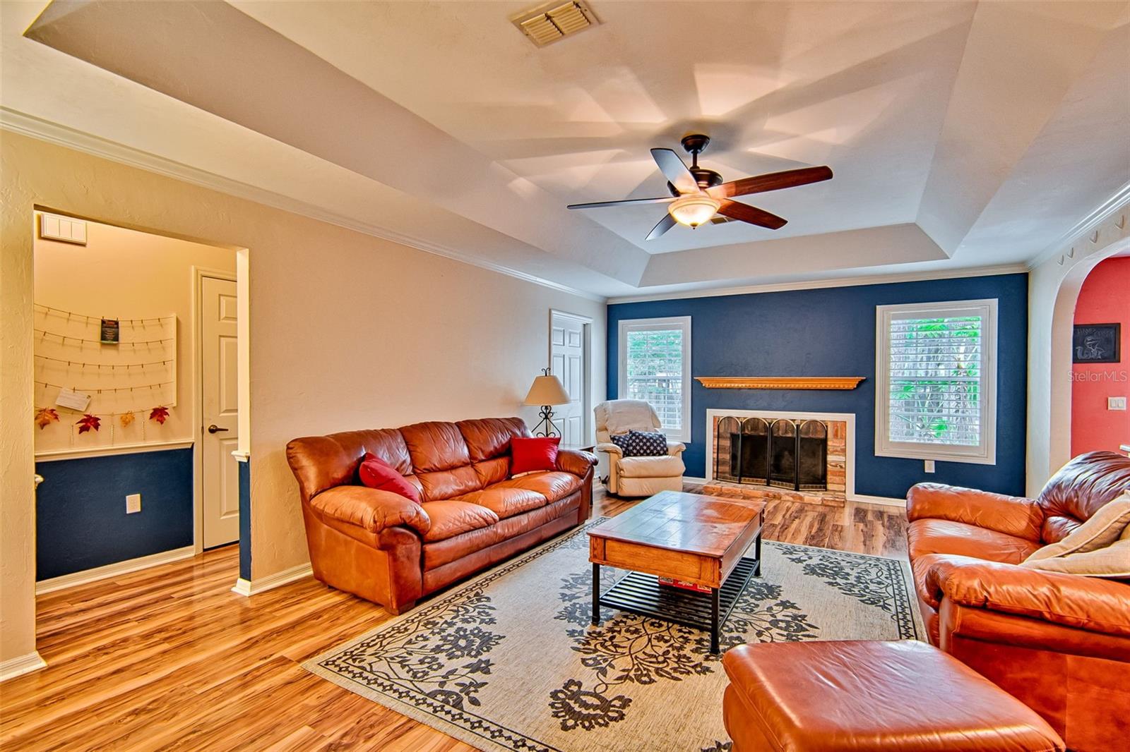 Image 6 of 36 For 533 39th Drive