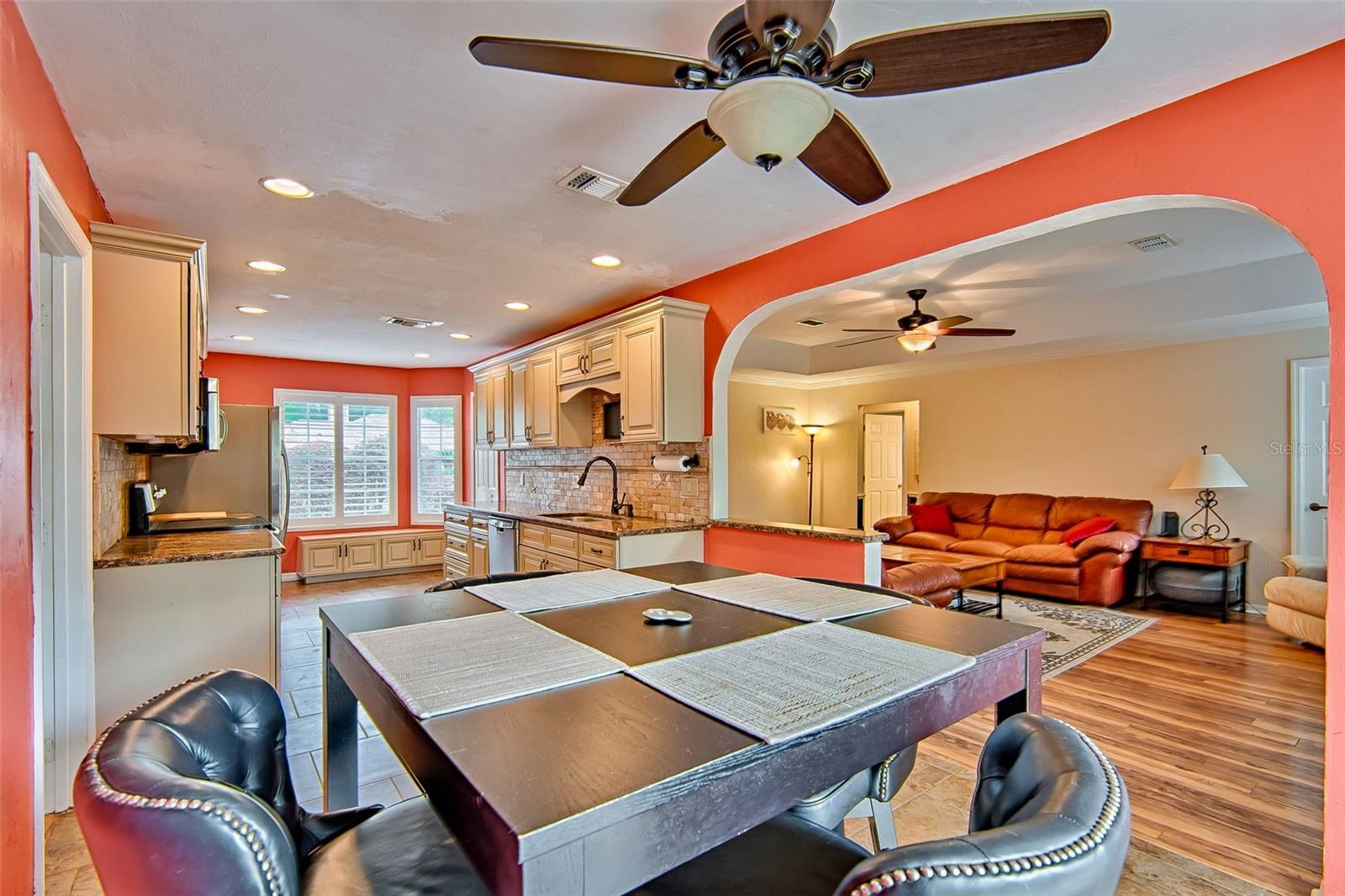 Image 9 of 36 For 533 39th Drive