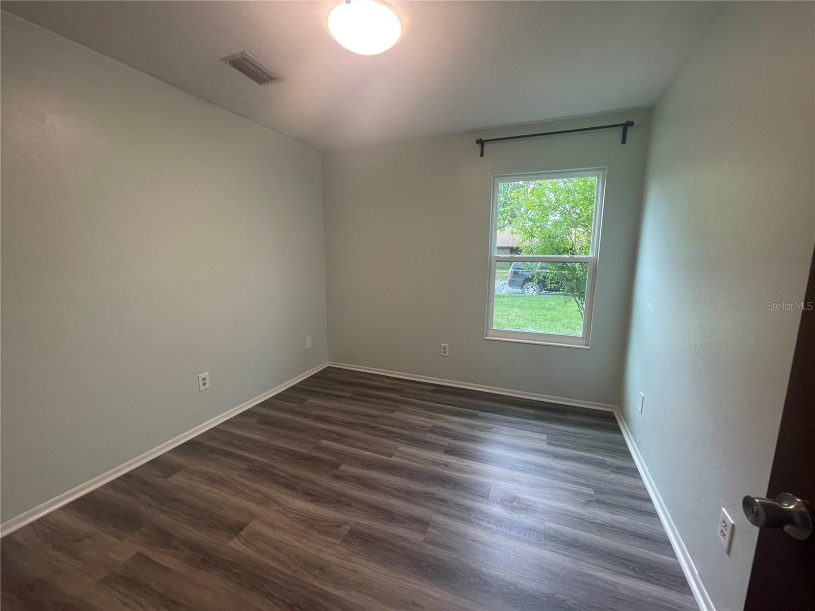 Image 11 of 22 For 2716 68th Avenue