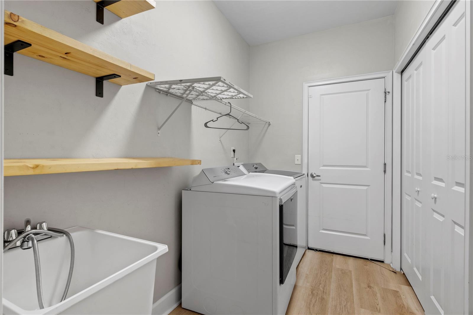 Image 18 of 19 For 25726 19th Avenue