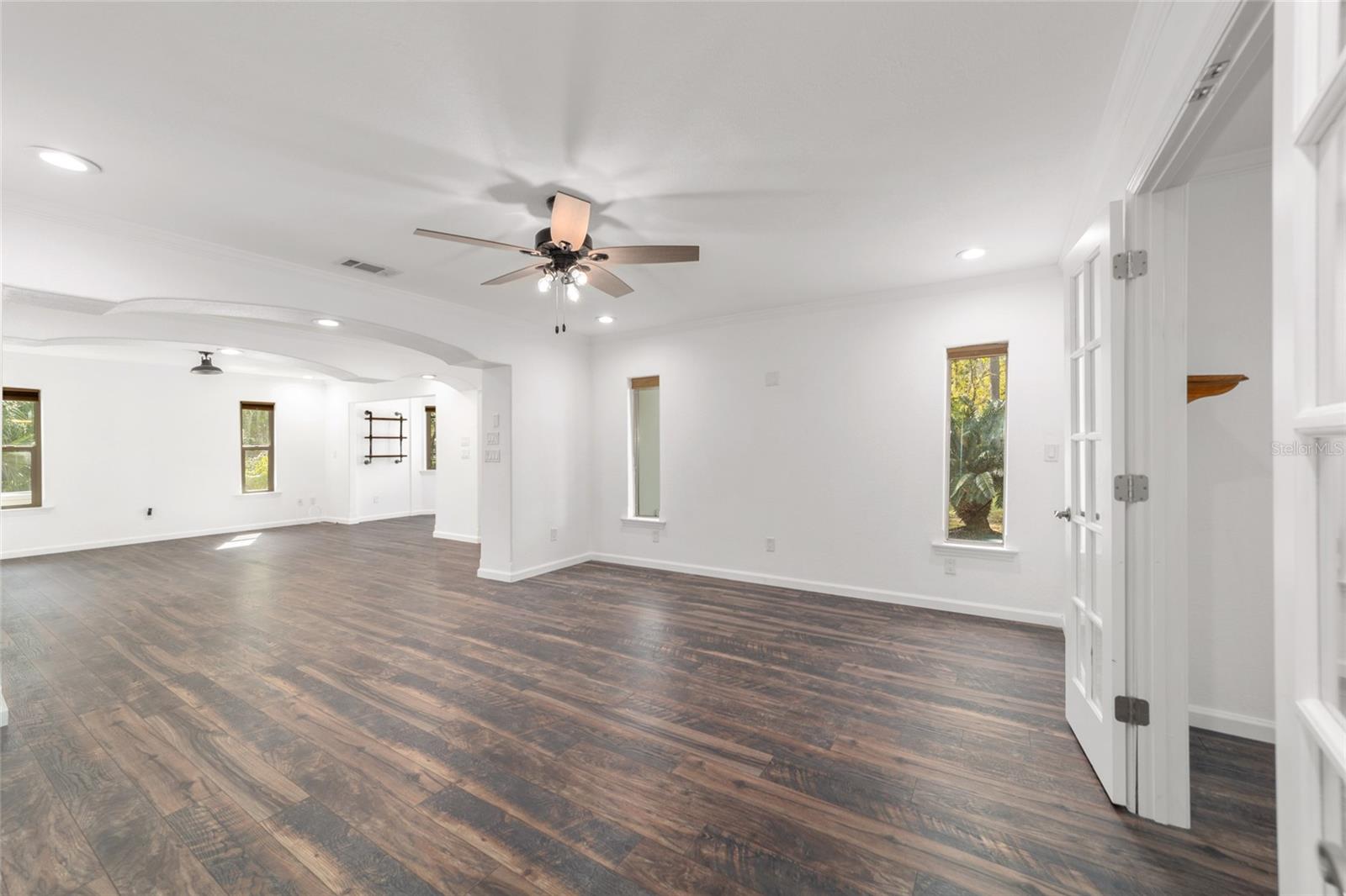 Image 13 of 42 For 5721 31st Street