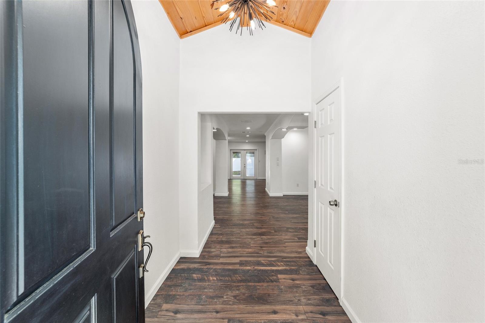 Image 5 of 42 For 5721 31st Street