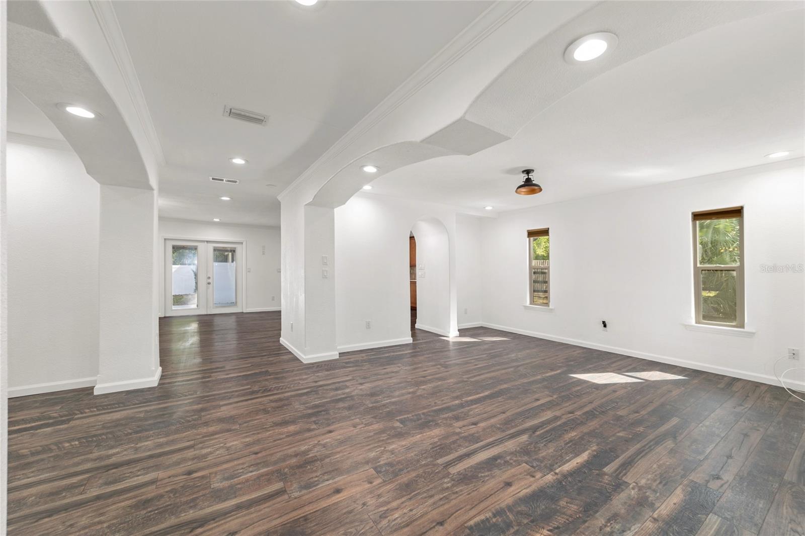 Image 7 of 42 For 5721 31st Street