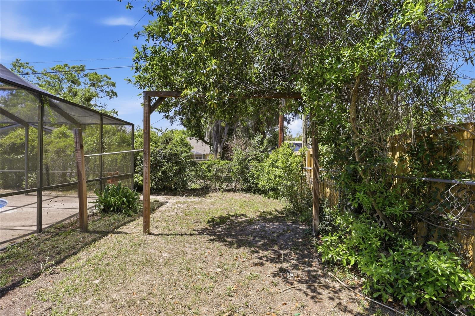 Image 13 of 39 For 4006 36th Terrace