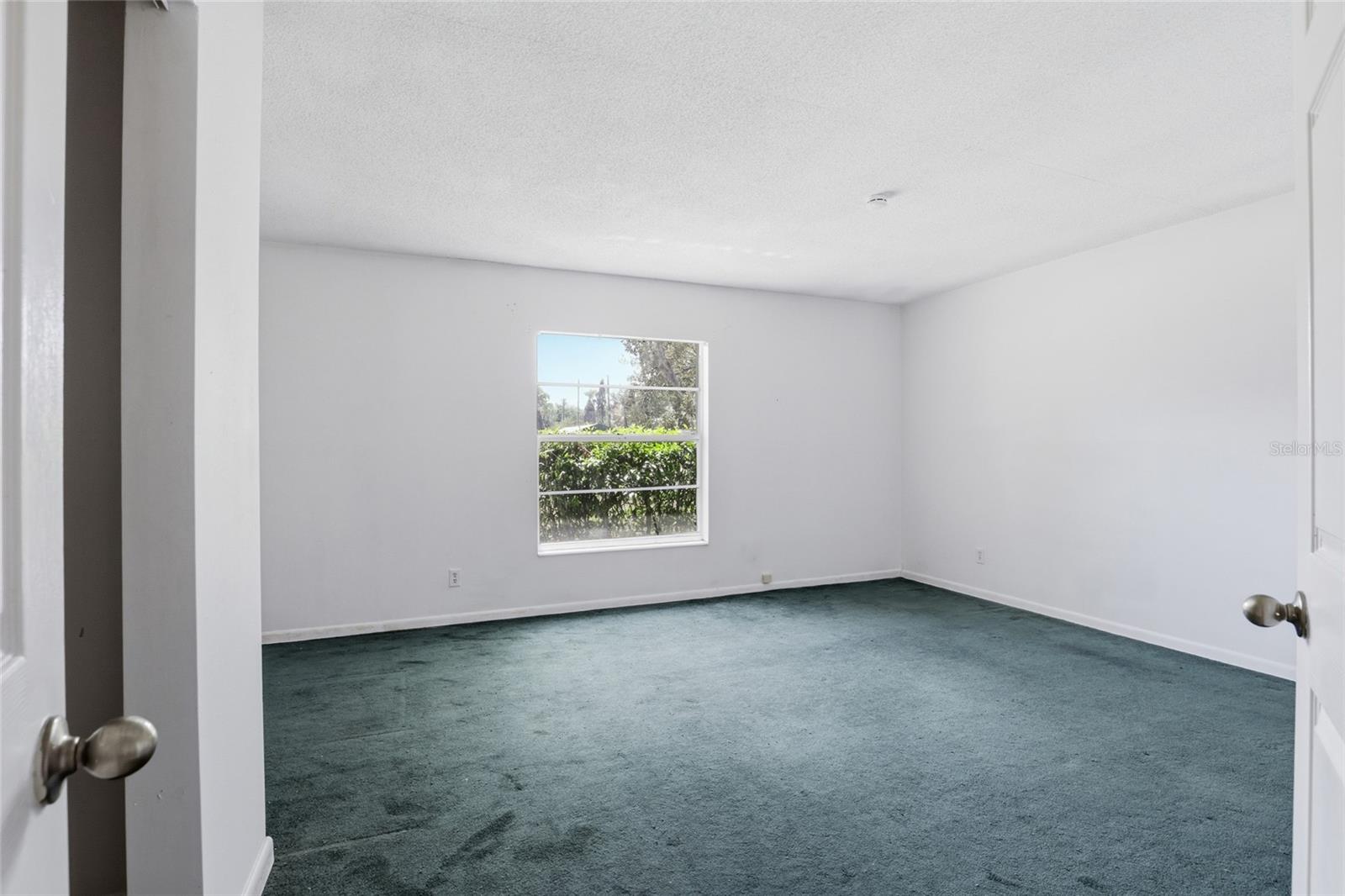 Image 15 of 39 For 4006 36th Terrace