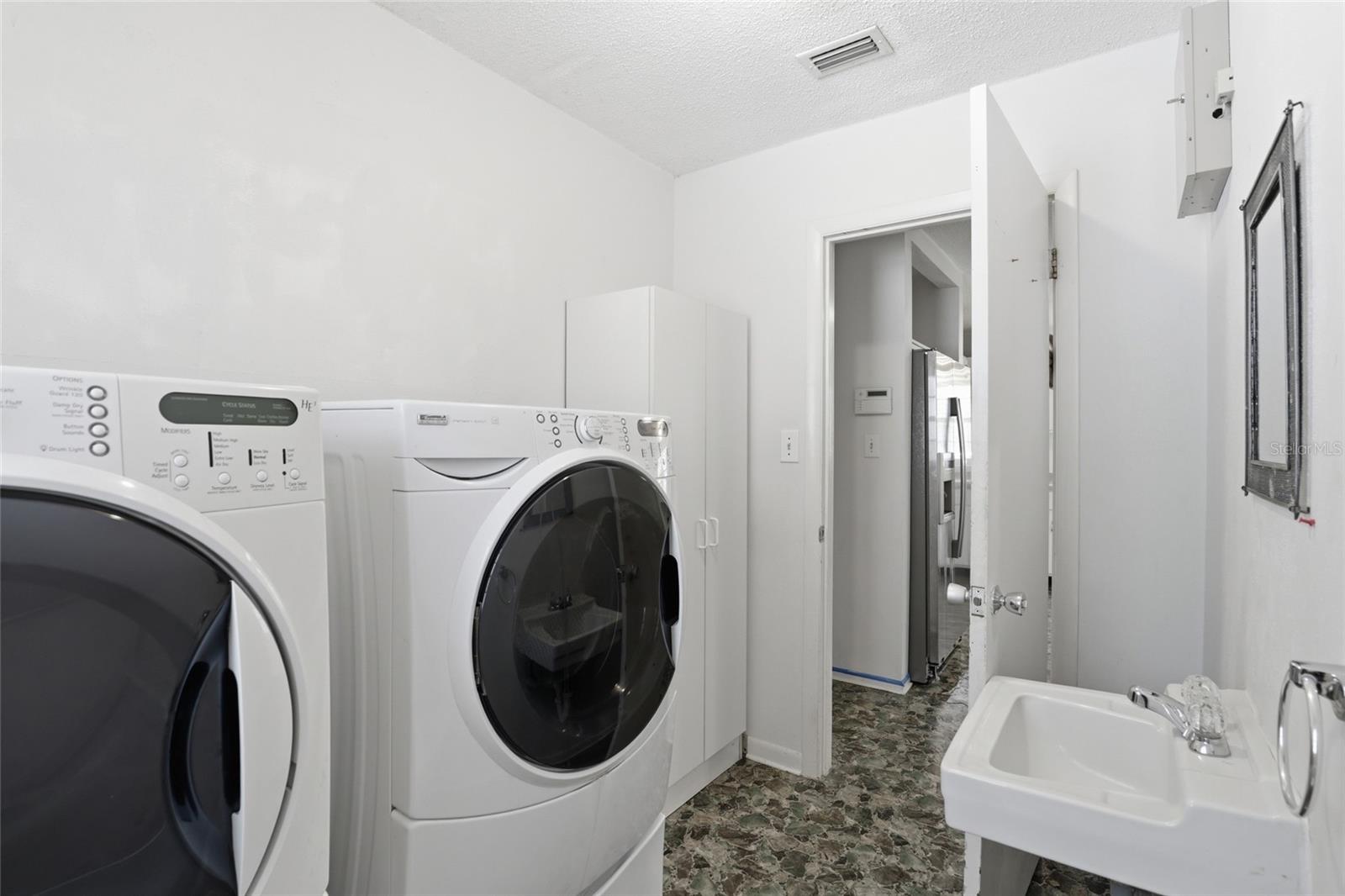 Image 28 of 39 For 4006 36th Terrace