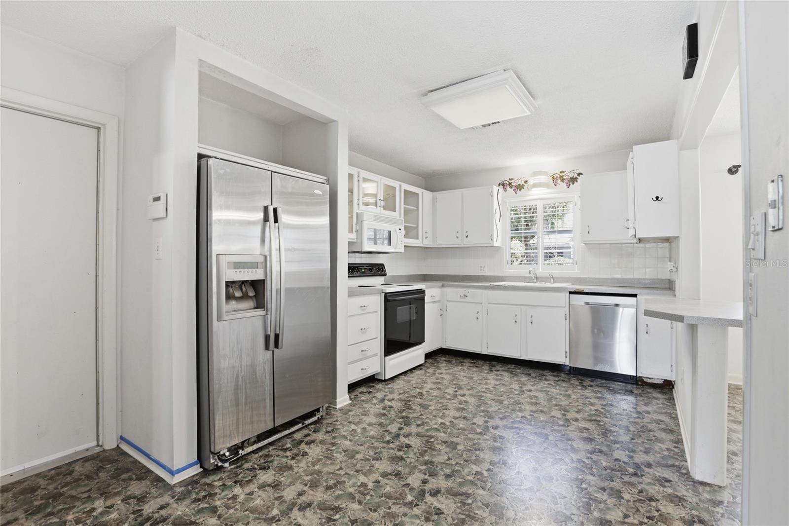 Image 3 of 39 For 4006 36th Terrace