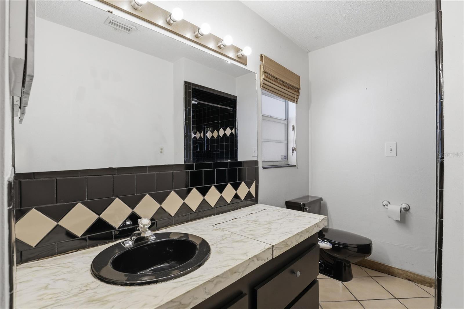 Image 32 of 39 For 4006 36th Terrace